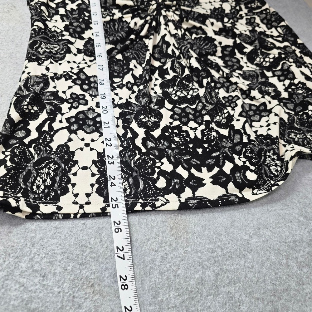 Daisy Fuentes Petites Babydoll Top XL P Floral Twist V-Neck Whimsigoth Office - Picture 5 of 9